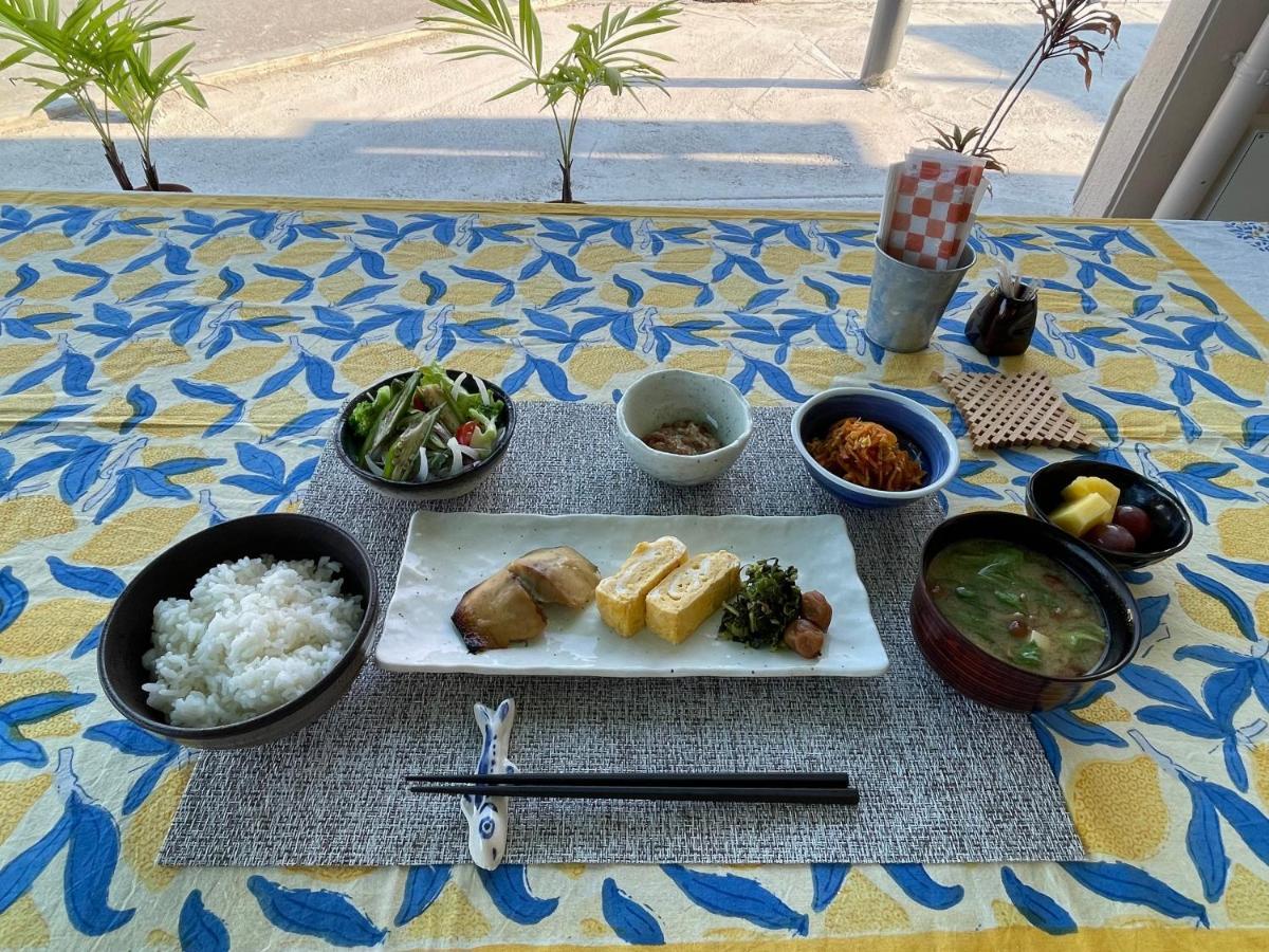 Dining & Stay 38 Miyahira Zamami Bagian luar foto